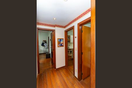 Apartamento à venda com 130m², 3 quartos e 2 vagasCorredor