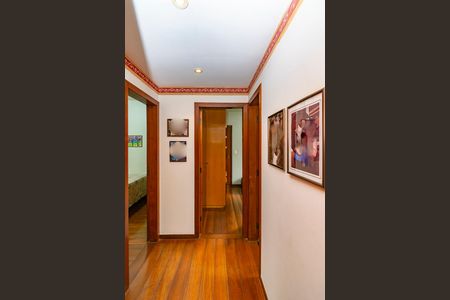 Apartamento à venda com 130m², 3 quartos e 2 vagasCorredor