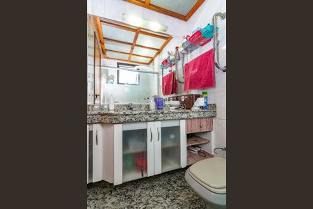 Apartamento à venda com 130m², 3 quartos e 2 vagasBanheiro da Suíte