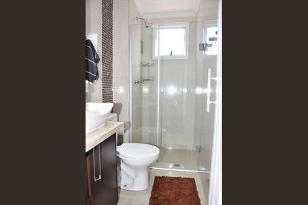 Apartamento para alugar com 62m², 3 quartos e 1 vagaDetalhe - Banheiro Social