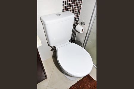 Apartamento para alugar com 62m², 3 quartos e 1 vagaDetalhe - Banheiro Social