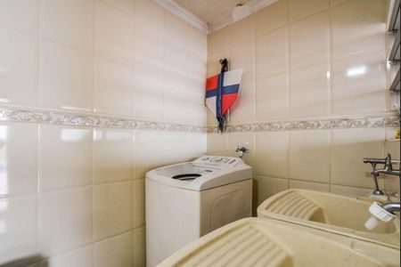 Casa à venda com 135m², 3 quartos e 1 vagaÁrea de Serviço