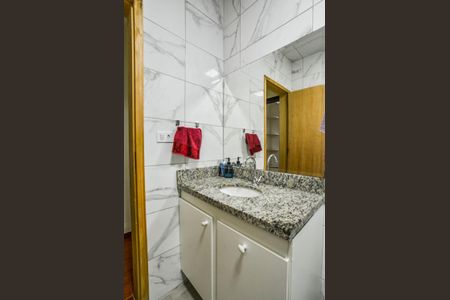 Casa à venda com 135m², 3 quartos e 1 vagaBanheiro Social