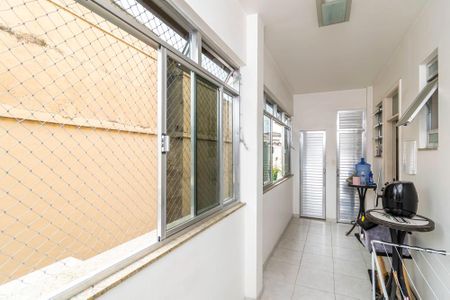 Apartamento à venda com 79m², 2 quartos e 1 vaga Apartamento à venda com 79m², 2 quartos e 1 vagaÁrea de Serviço