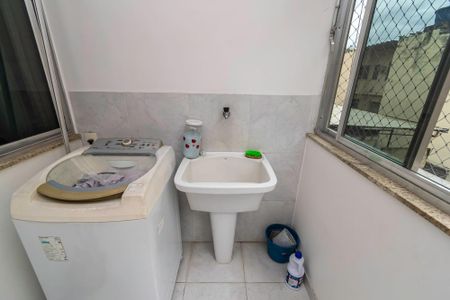 Apartamento à venda com 79m², 2 quartos e 1 vaga Apartamento à venda com 79m², 2 quartos e 1 vagaÁrea de Serviço