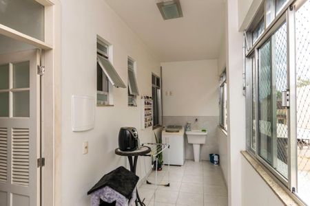 Apartamento à venda com 79m², 2 quartos e 1 vaga Apartamento à venda com 79m², 2 quartos e 1 vagaÁrea de Serviço