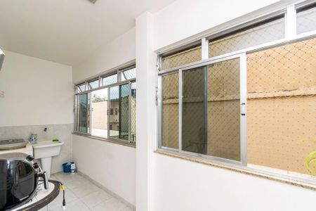 Apartamento à venda com 79m², 2 quartos e 1 vaga Apartamento à venda com 79m², 2 quartos e 1 vagaÁrea de Serviço