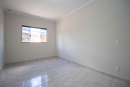 Quarto de kitnet/studio para alugar com 1 quarto, 5m² em Qr 4, Brasília