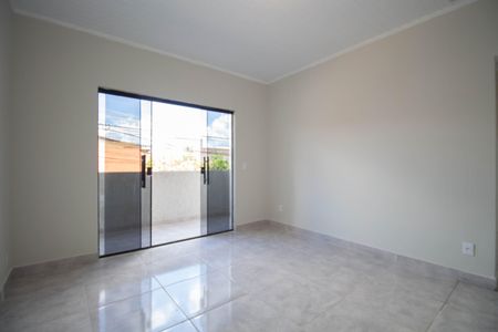 Sala de kitnet/studio para alugar com 1 quarto, 5m² em Qr 4, Brasília