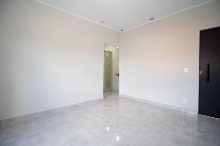 Sala de kitnet/studio para alugar com 1 quarto, 5m² em Qr 4, Brasília