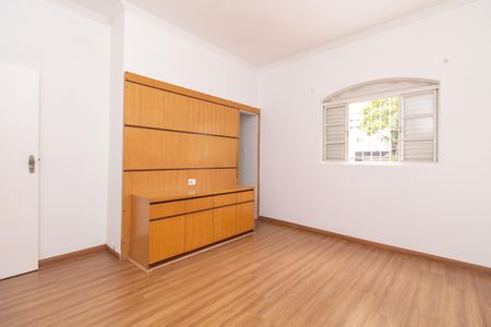 Casa para alugar com 150m², 2 quartos e 2 vagasSuíte 2