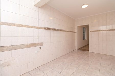 Casa para alugar com 150m², 2 quartos e 2 vagasCozinha