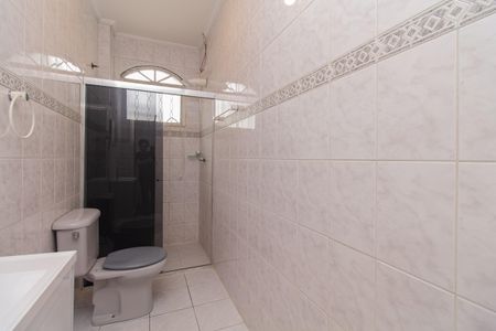 Casa para alugar com 150m², 2 quartos e 2 vagasBanheiro da Suíte 1