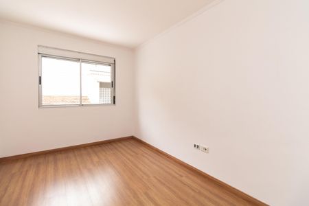 Casa para alugar com 150m², 2 quartos e 2 vagasSuíte 1