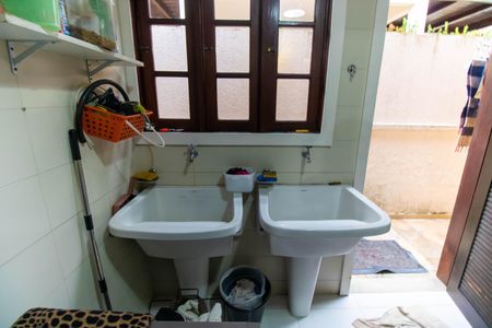 Casa de condomínio à venda com 380m², 3 quartos e 4 vagasÁrea de Serviço