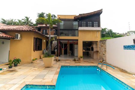 Casa de condomínio à venda com 380m², 3 quartos e 4 vagasÁrea externa