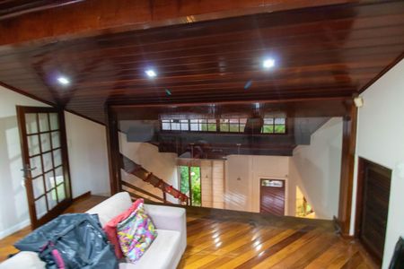 Casa de condomínio à venda com 380m², 3 quartos e 4 vagasMezanino