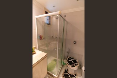 Casa de condomínio à venda com 380m², 3 quartos e 4 vagasBanheiro Social