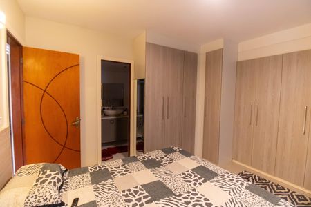 Casa de condomínio à venda com 380m², 3 quartos e 4 vagasSuíte 