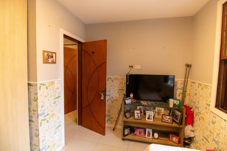 Casa de condomínio à venda com 380m², 3 quartos e 4 vagasQuarto 2