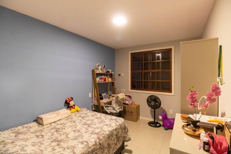 Casa de condomínio à venda com 380m², 3 quartos e 4 vagasQuarto 1