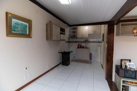 Casa de condomínio à venda com 380m², 3 quartos e 4 vagasAnexo 