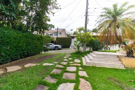 Vista da Sala de casa de condomínio à venda com 3 quartos, 380m² em Itaipu, Niterói
