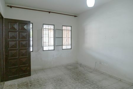 Sala de casa para alugar com 2 quartos, 142m² em Jardim Santa Maria, Guarulhos