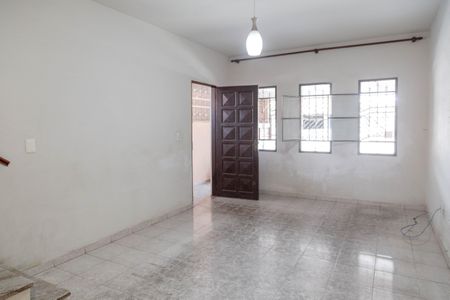 Sala de casa para alugar com 2 quartos, 142m² em Jardim Santa Maria, Guarulhos