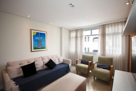 Apartamento para alugar com 110m², 2 quartos e 1 vagaSala de estar