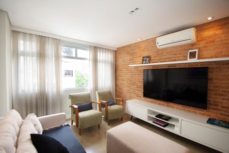 Apartamento para alugar com 110m², 2 quartos e 1 vagaSala de estar