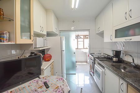 Apartamento à venda com 103m², 3 quartos e 2 vagasCozinha