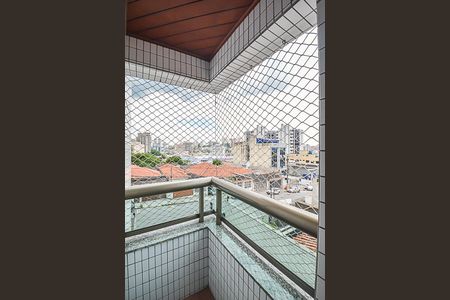 Apartamento à venda com 103m², 3 quartos e 2 vagasSacada do Quarto 1