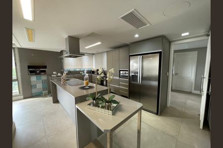 Apartamento para alugar com 320m², 4 quartos e 5 vagasCozinha