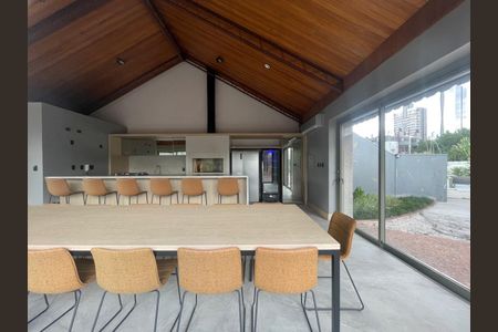 Apartamento para alugar com 320m², 4 quartos e 5 vagasÁrea comum - Salão de festas