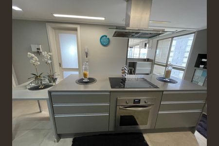 Apartamento para alugar com 320m², 4 quartos e 5 vagasCozinha