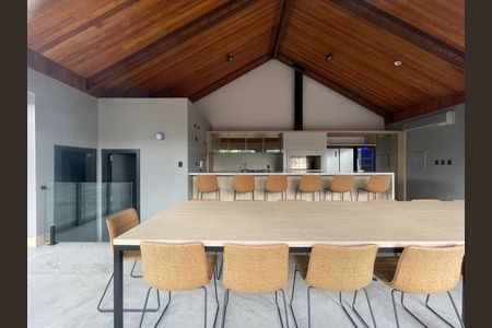 Apartamento para alugar com 320m², 4 quartos e 5 vagasÁrea comum - Salão de festas