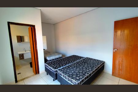 Casa para alugar com 100m², 2 quartos e 1 vaga