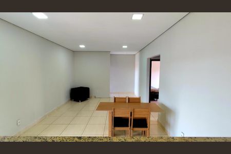 Casa para alugar com 100m², 2 quartos e 1 vaga