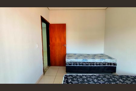 Casa para alugar com 100m², 2 quartos e 1 vaga