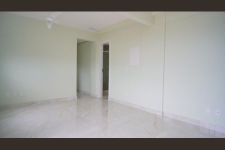 Sala  de apartamento para alugar com 2 quartos, 70m² em Cavalhada, Porto Alegre