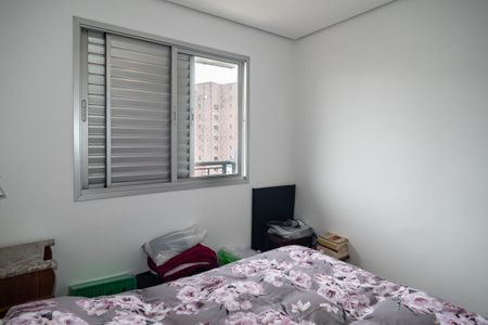 Apartamento à venda com 64m², 2 quartos e 2 vagasQuarto 1