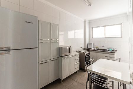 Apartamento à venda com 72m², 2 quartos e sem vagaCozinha