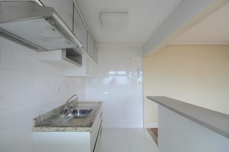 Sala/Cozinha de apartamento para alugar com 1 quarto, 44m² em Cambuci, São Paulo