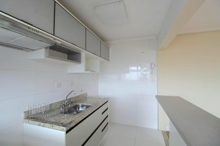 Sala/Cozinha de apartamento para alugar com 1 quarto, 44m² em Cambuci, São Paulo
