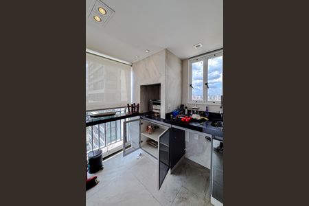 Apartamento à venda com 204m², 3 quartos e 4 vagasVaranda da Sala