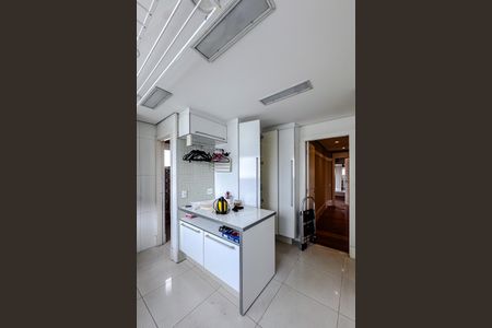 Apartamento à venda com 204m², 3 quartos e 4 vagasÁrea de Serviço