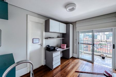 Apartamento à venda com 204m², 3 quartos e 4 vagasQuarto 3 - Suíte