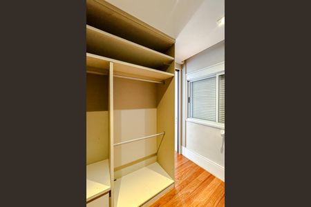 Apartamento à venda com 204m², 3 quartos e 4 vagasQuarto 1 - Suíte