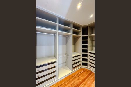 Apartamento à venda com 204m², 3 quartos e 4 vagasQuarto 1 - Suíte